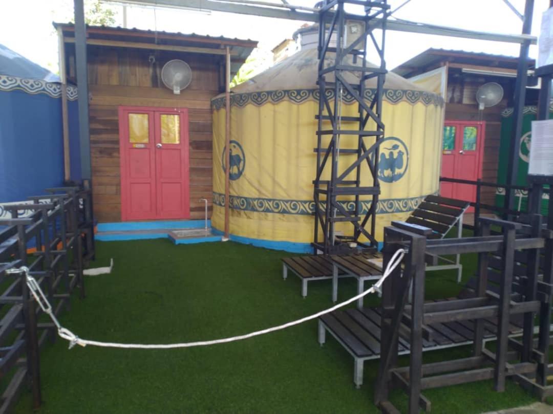 Rick Resort Teluk Intan Ngoại thất bức ảnh