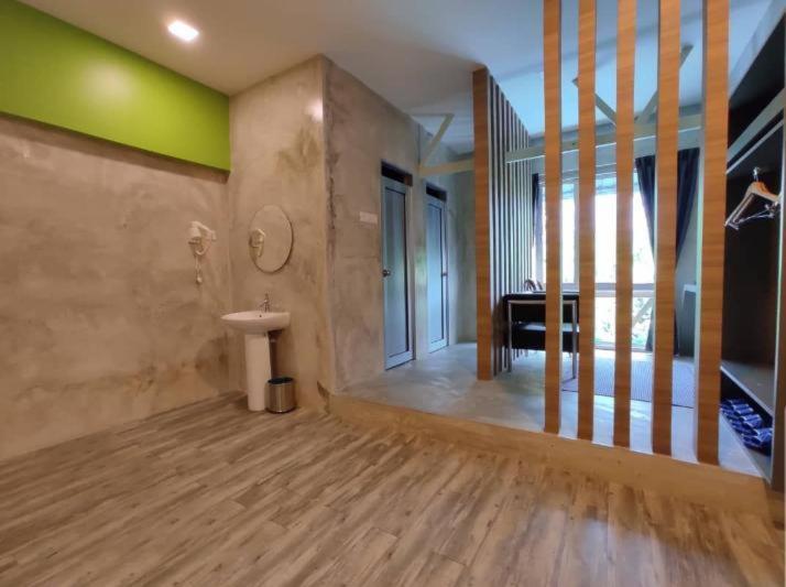 Rick Resort Teluk Intan Ngoại thất bức ảnh