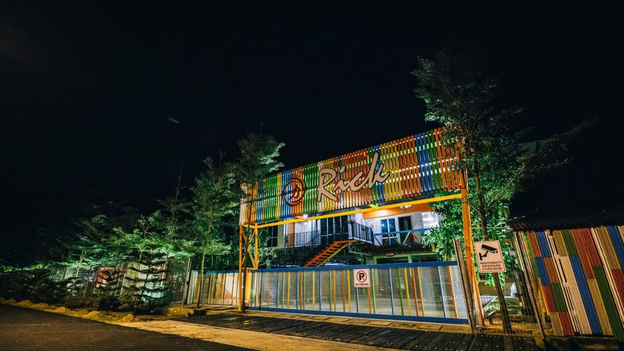 Rick Resort Teluk Intan Ngoại thất bức ảnh